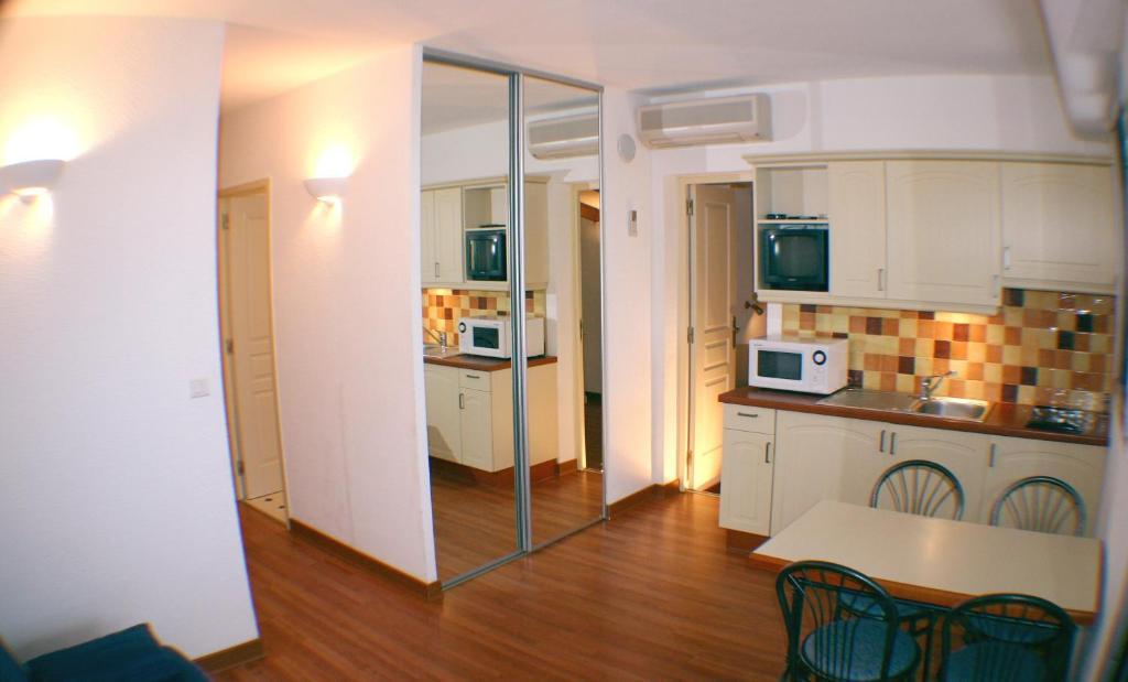 Residence Hoteliere Scudo Ajaccio  Cameră foto